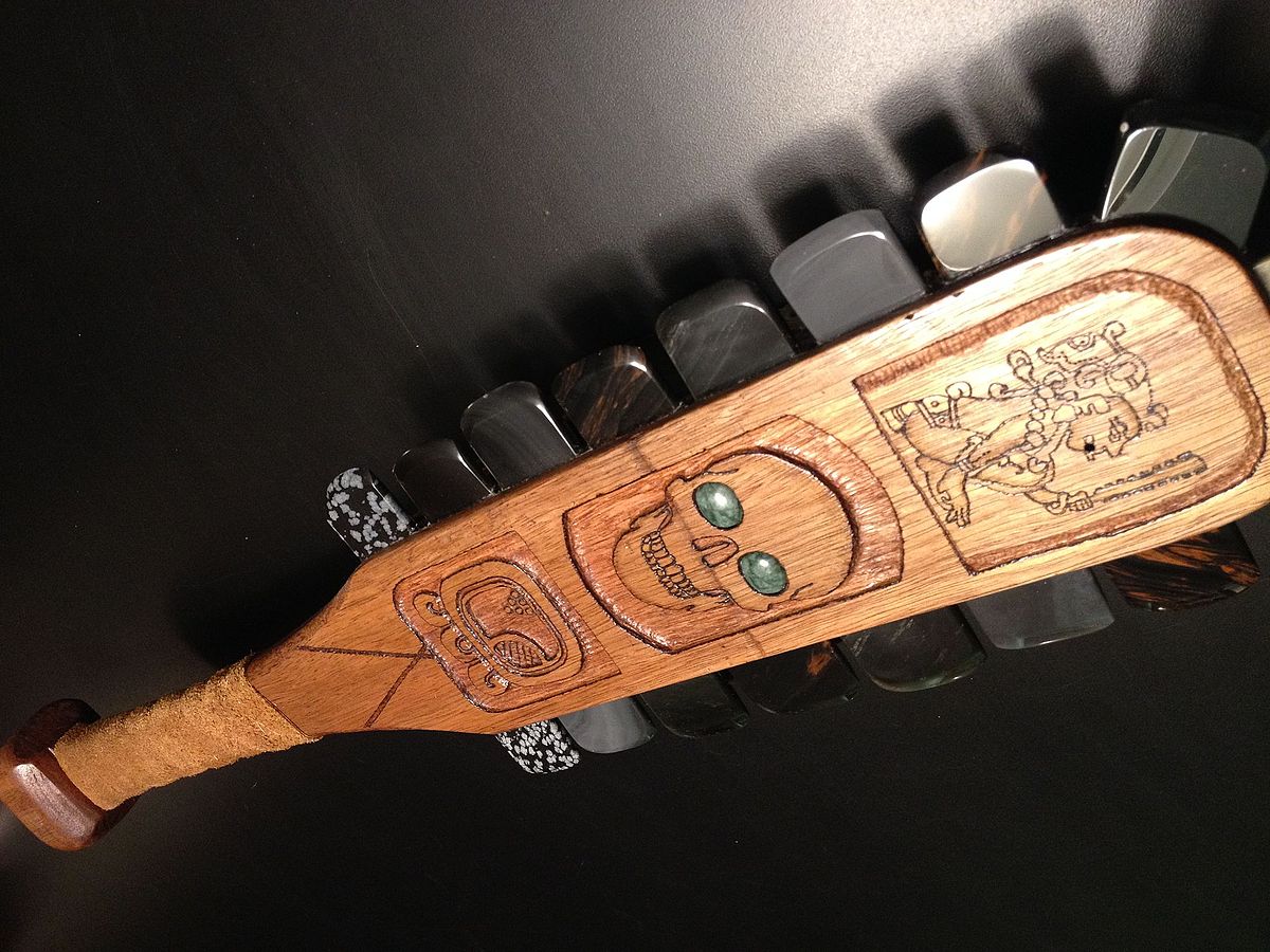 Macuahuitl